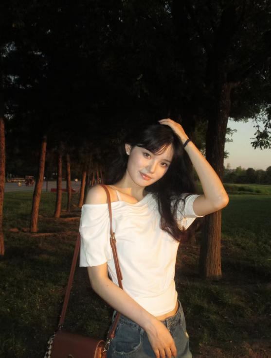 陈婉莹的照片